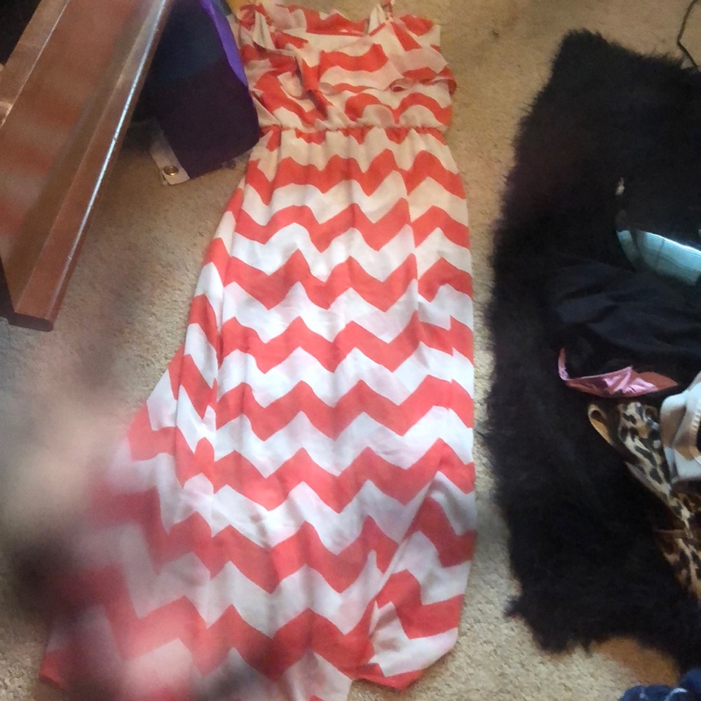Spring dress - Picture 2 of 3